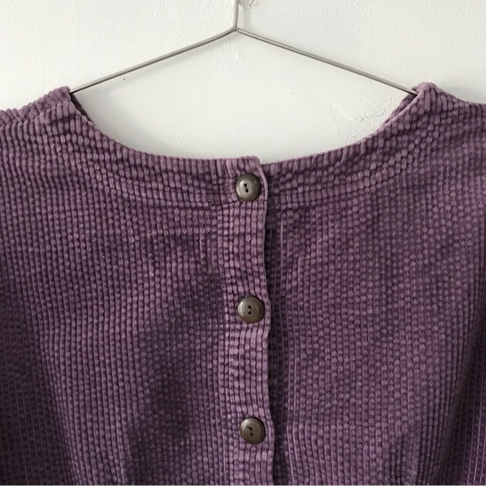 Y2K Cropped Corduroy Long Sleeve Top - Picture 3 of 4